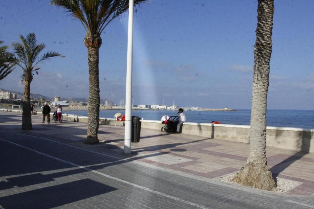 Sublime Appartement Vue Mer Avec Piscine El Campello Bagian luar foto